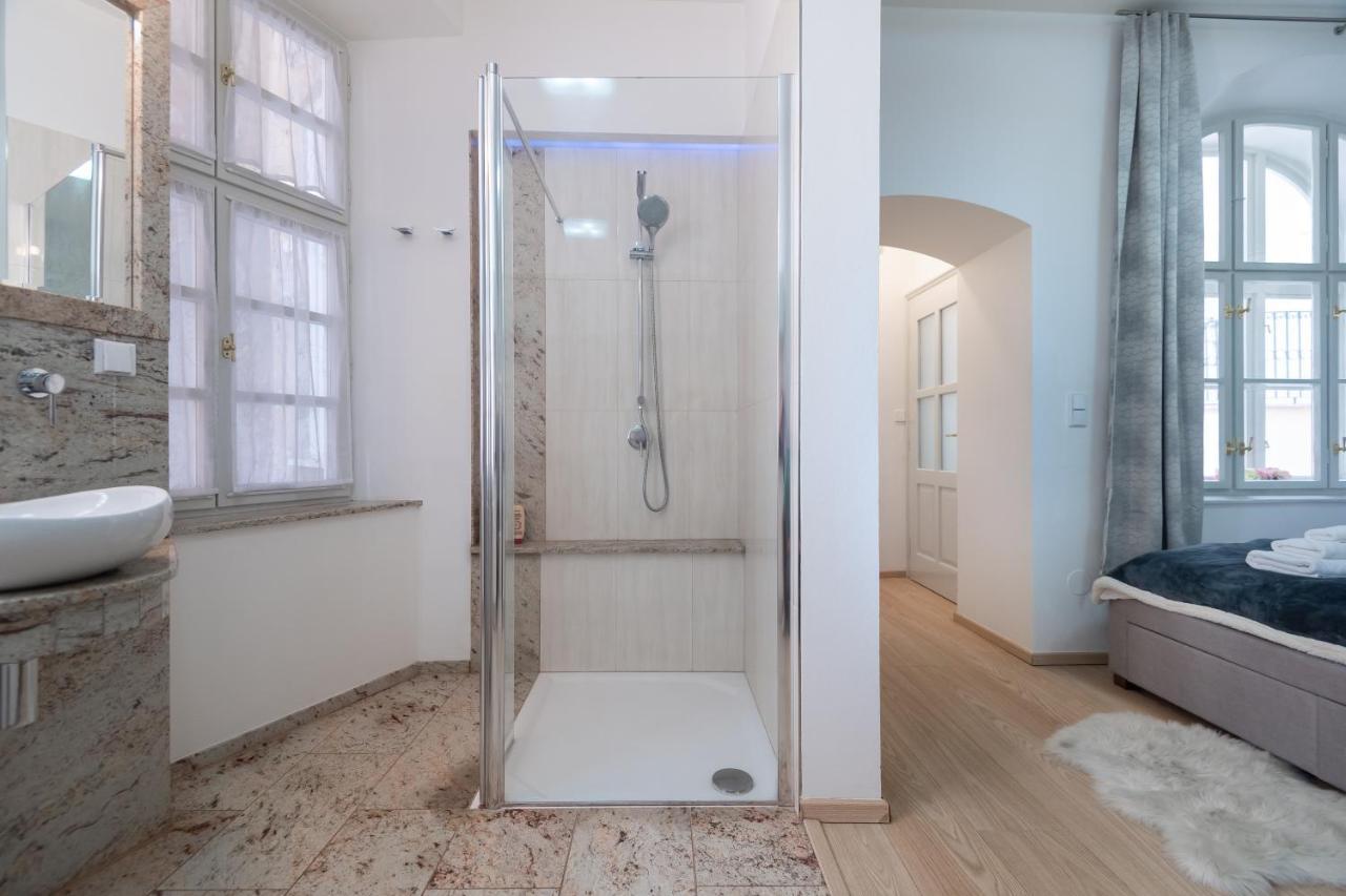 Quiet Apartment In The Heart Of Old Town Centre Prag Exterior foto